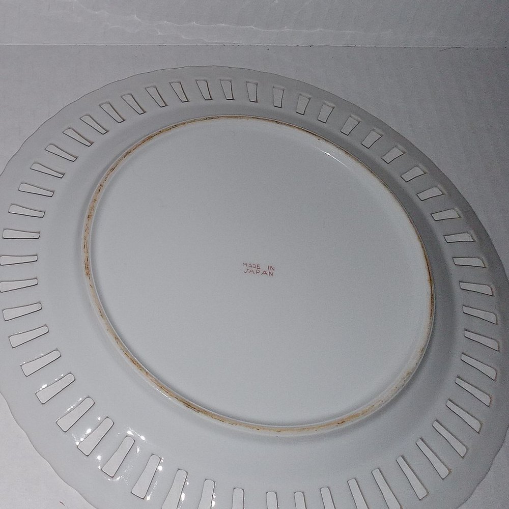 Vintage Hand Painted Collectible Reticulated China Fruit plates - Picture 4 of 4